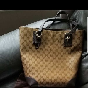 AUTHENTIC GUCCI DIAMANTE CRYSTAL COATED BAG